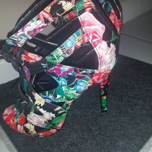 Madden Girl Dita Floral Heels